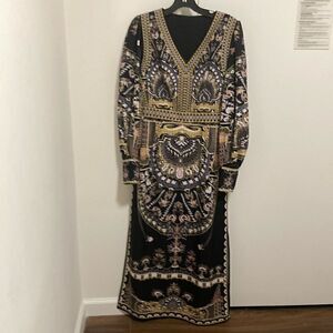 Dynasty V-Neck Maxi Dress with Long Balloon Sleeve & Side Slits.  Size XS.